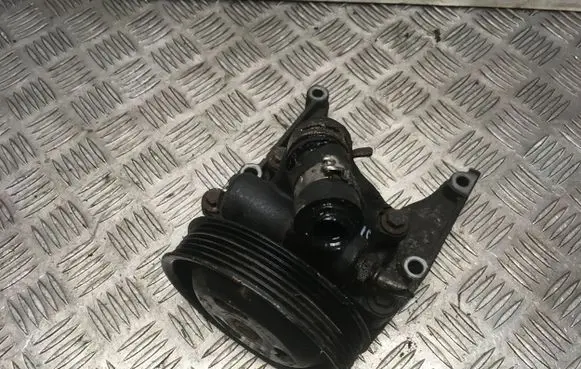 Ford Fiesta Power steering pump 2S6E3A733H4 3S6E3C631