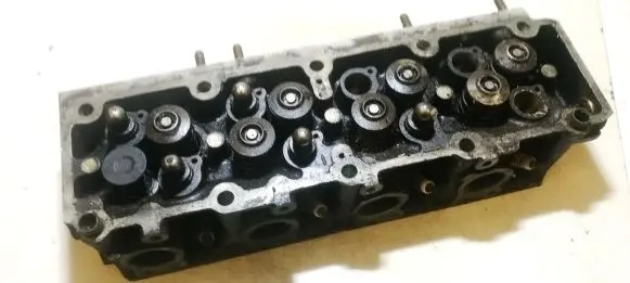 Opel Kadett D Engine head 90090509 1305620