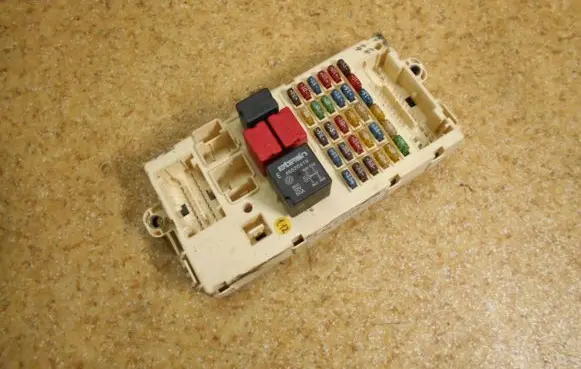 Maserati Quattroporte BSM Control unit 60660091