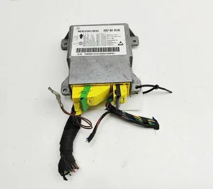 Mercedes-Benz E C207 W207 Airbag control unit/module A2079014200 5WK44773