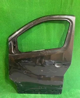 Renault Trafic III (X82) Front door 801118775R