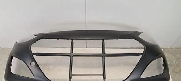 Hyundai i30 Front bumper Z2417