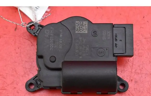 Skoda Fabia Mk1 (6Y) Air flap motor/actuator 2Q0907511F