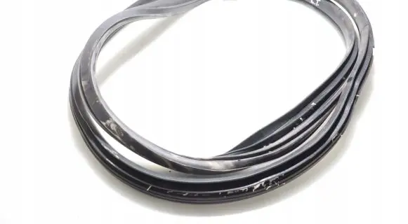 Toyota Aygo AB40 Rubber seal rear door 