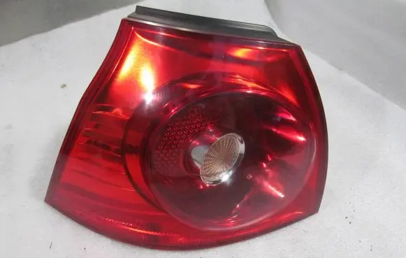 Volkswagen Golf V Rear/tail lights 28.49.90