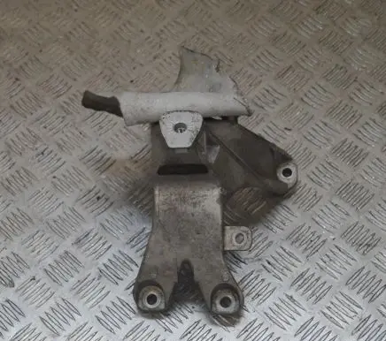 Audi A4 S4 B8 8K Engine mounting bracket 8K0199308CA