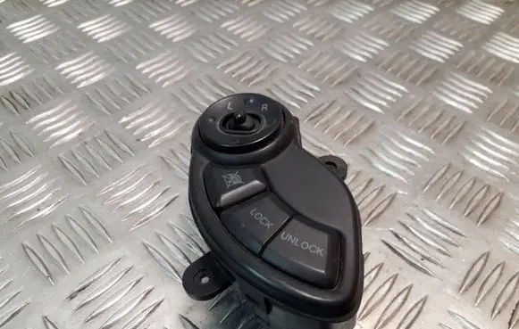 Hyundai Santa Fe Wing mirror switch 9353026500 9353026520 9353026530