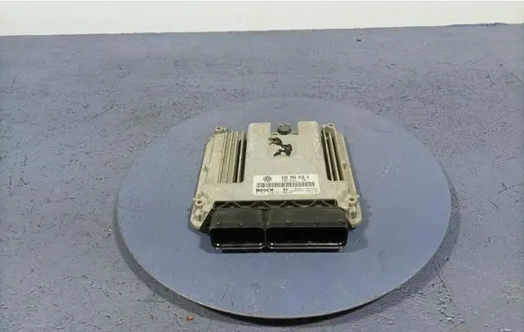 Volkswagen Touran I Engine control unit/module ECU 03G906016A
