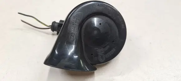 Audi A4 S4 B6 8E 8H Horn signal 8E0951223
