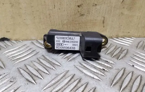 Audi A4 S4 B5 8D Airbag deployment crash/impact sensor 8D0959643B