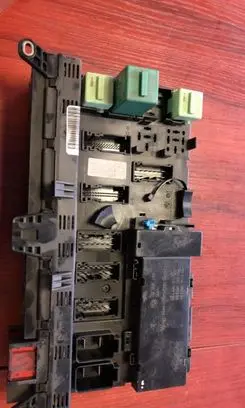 BMW X5 E53 Fuse module 8380409