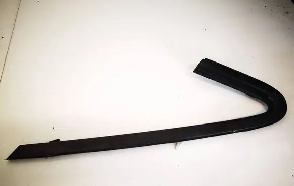 Honda Jazz Front door glass trim molding 73375saa0030 73375-saa-0030