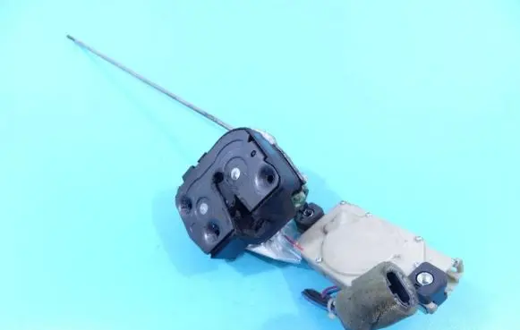 Nissan Atleon Front door lock 80550DA000 IMPRK1249310
