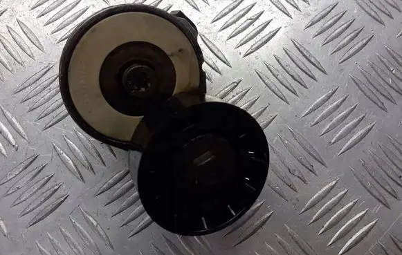 Opel Astra H Alternator belt tensioner pulley TF067H