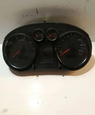 Audi A2 Speedometer (instrument cluster) 8Z0920900A