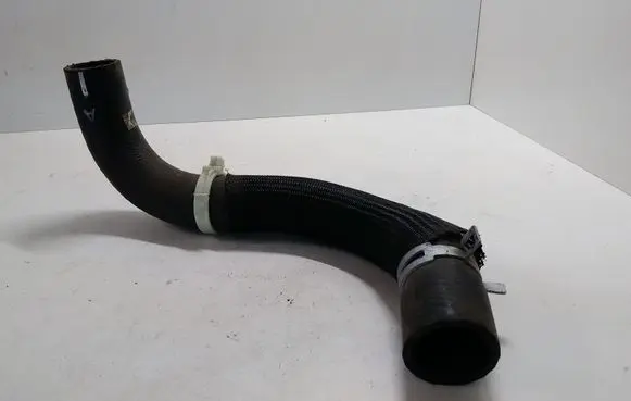 Toyota Avensis T250 Engine coolant pipe/hose 1657126160