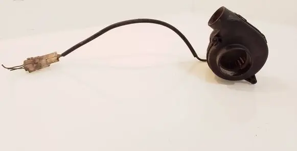 BMW 5 E39 Engine control unit/module fan 0130002831 129017451829