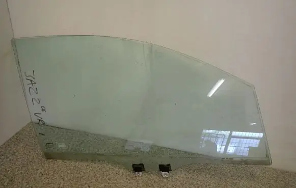Honda Jazz Sliding door window/glass 