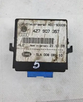 Audi A4 S4 B6 8E 8H Light module LCM 4Z7907357 5LA00808110