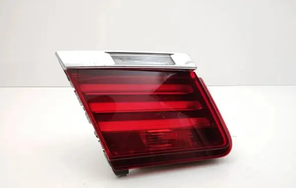 BMW 7 F01 F02 F03 F04 Tailgate rear/tail lights 7300271