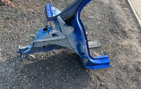 Toyota Yaris Front quarter panel 