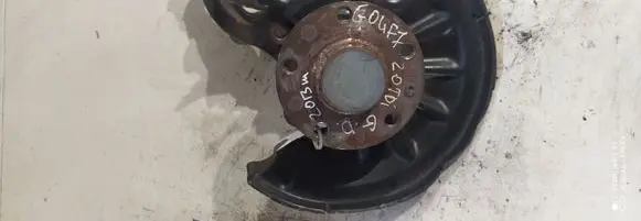 Volkswagen Golf VII Rear wheel hub