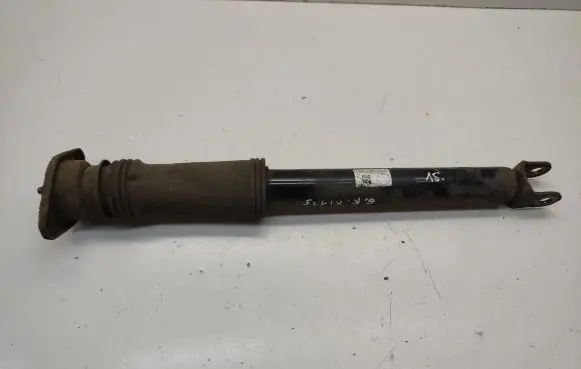 KIA Sportage Rear shock absorber/damper 553003U800