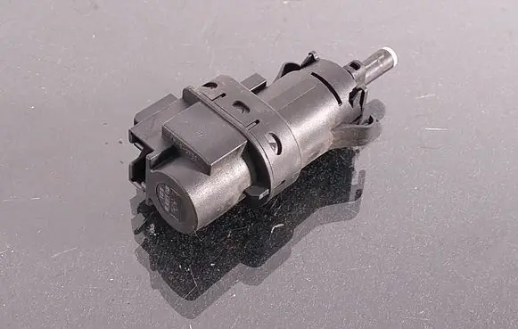 Ford Focus C-MAX Brake pedal sensor switch 3M5TI3480AB