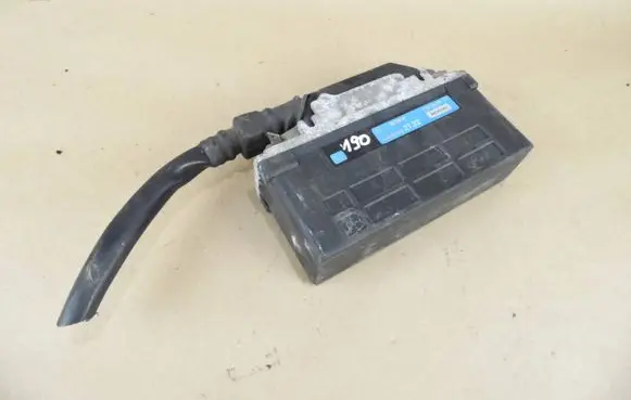 Mercedes-Benz 190 W201 ABS control unit/module 0265101018 06101103 0055452132
