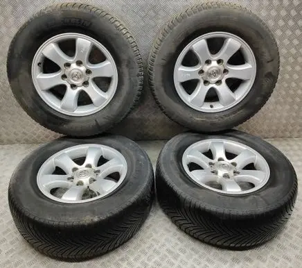 Toyota Land Cruiser (J120) R17 alloy rim 4261135310