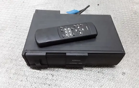 Renault Espace IV CD/DVD changer 8200207100