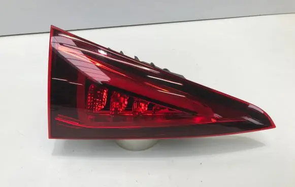 Mercedes-Benz GLE W167 Tailgate rear/tail lights A1679062900