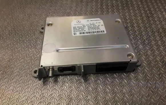 Mercedes-Benz R W251 Bluetooth control unit module 2118703226 A2118703226