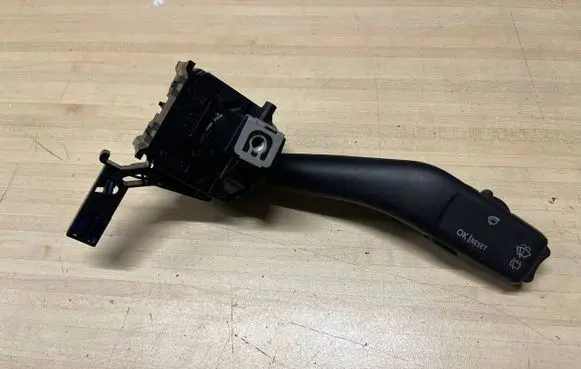Volkswagen Golf Plus Wiper control stalk 1K0953519A 01203506 20350671285834