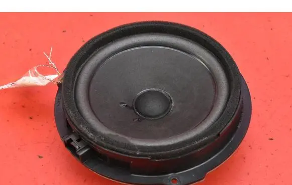 Ford Mondeo MK I Subwoofer speaker DS7T18808BB