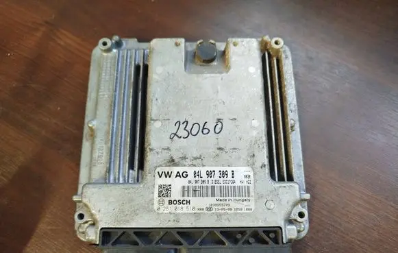 Skoda Octavia Mk3 (5E) Engine control unit/module 04L907309B 0281018510