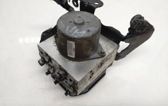 Ford S-MAX ABS Pump 6G912C405AH 6g912b389bc