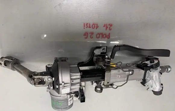 Volkswagen Polo VI Steering wheel axle