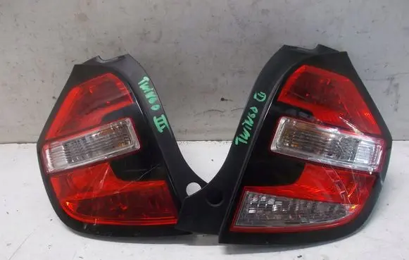 Renault Twingo III Rear/tail lights set 