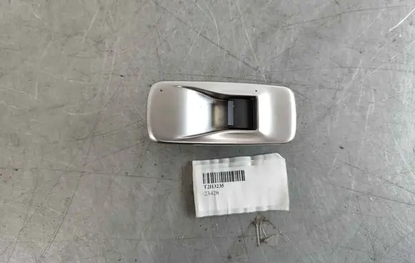 Jaguar XF X250 Electric window control switch T2H3235 C2D1740