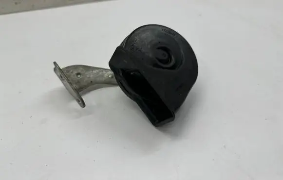 Volvo XC60 Horn signal 32328569
