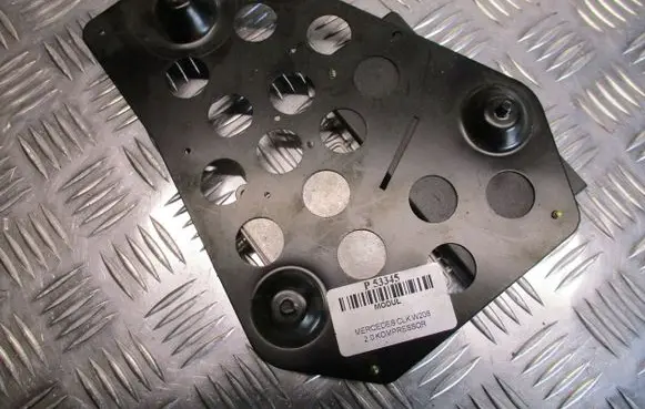 Mercedes-Benz CLK A208 C208 Voice control module A2038203226