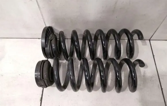 Mercedes-Benz C W205 Rear coil spring A2053242604