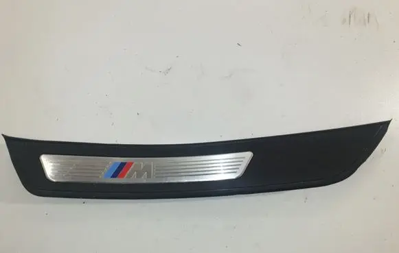BMW 5 F10 F11 Rear sill trim cover 8050051