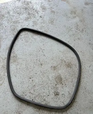 Volkswagen Phaeton Front door rubber seal