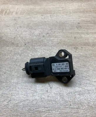 Volkswagen PASSAT B6 Air pressure sensor 038906051C 0281002401