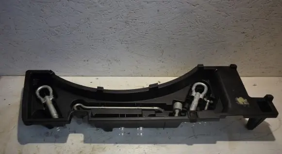 Mazda CX-7 Tool set 