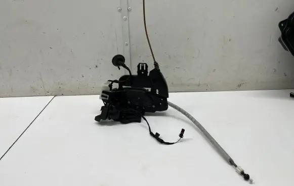Mercedes-Benz C W206 Front door lock A0997203002 A1770032899