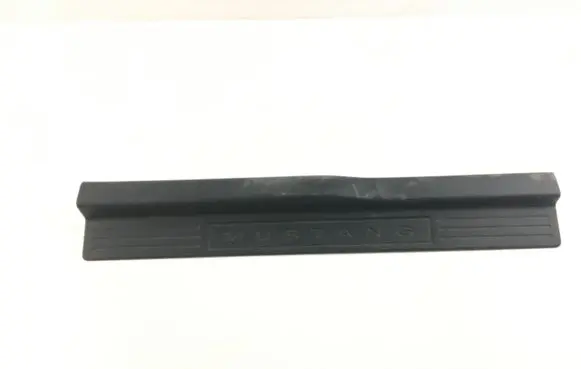 Ford Mustang V Front sill trim cover 4R336313200