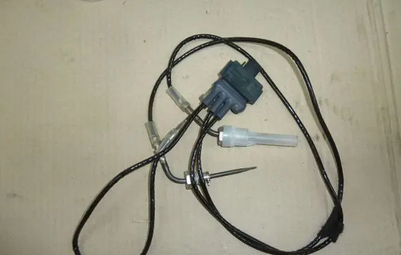 Mercedes-Benz GLC C253 Coolant temperature sensor A0009058215-T-II